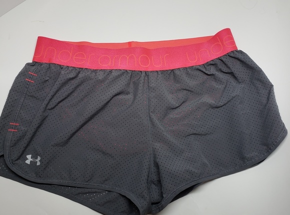 Under Armour Pants - Under Amour Womens Semi Fitted Running Shorts L